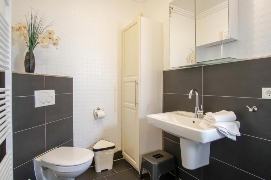 Strandhotel-Heiligenhafen-Wohnung-120-Wellenreiter-Typ-Ii Екстер'єр фото